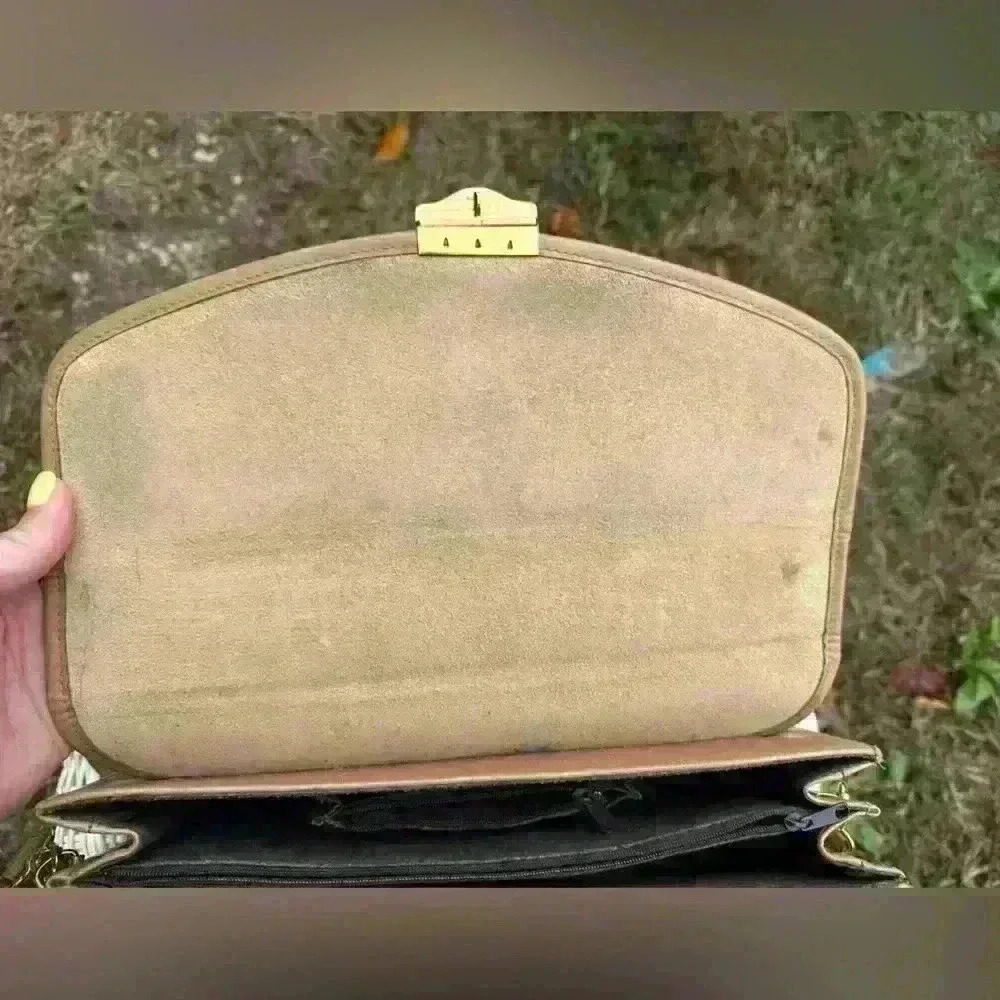 Rosemary Classic bag. Vintage purse. Jackie O vibes. Briefcase purse. Neutral - Picture 10 of 13
